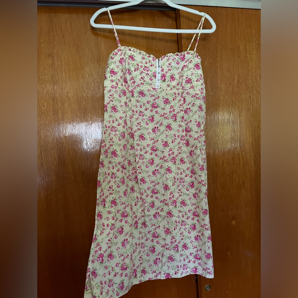 Vintage floral fitted dress